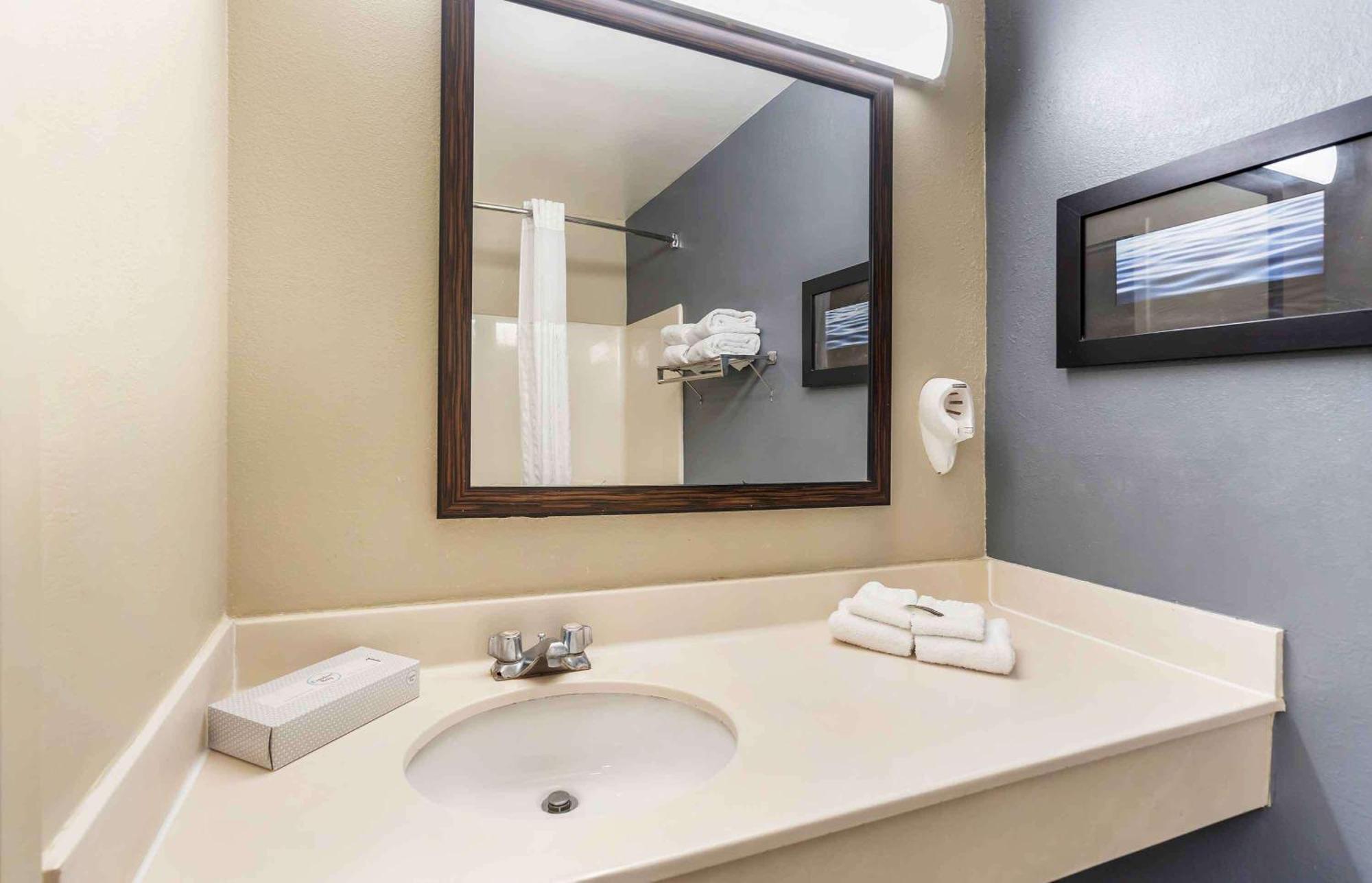 Extended Stay America Suites - Chicago - Woodfield Mall Schaumburg Bagian luar foto